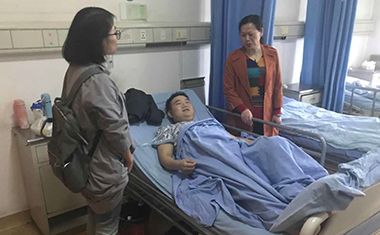 金控人力慰問生病外包員工
